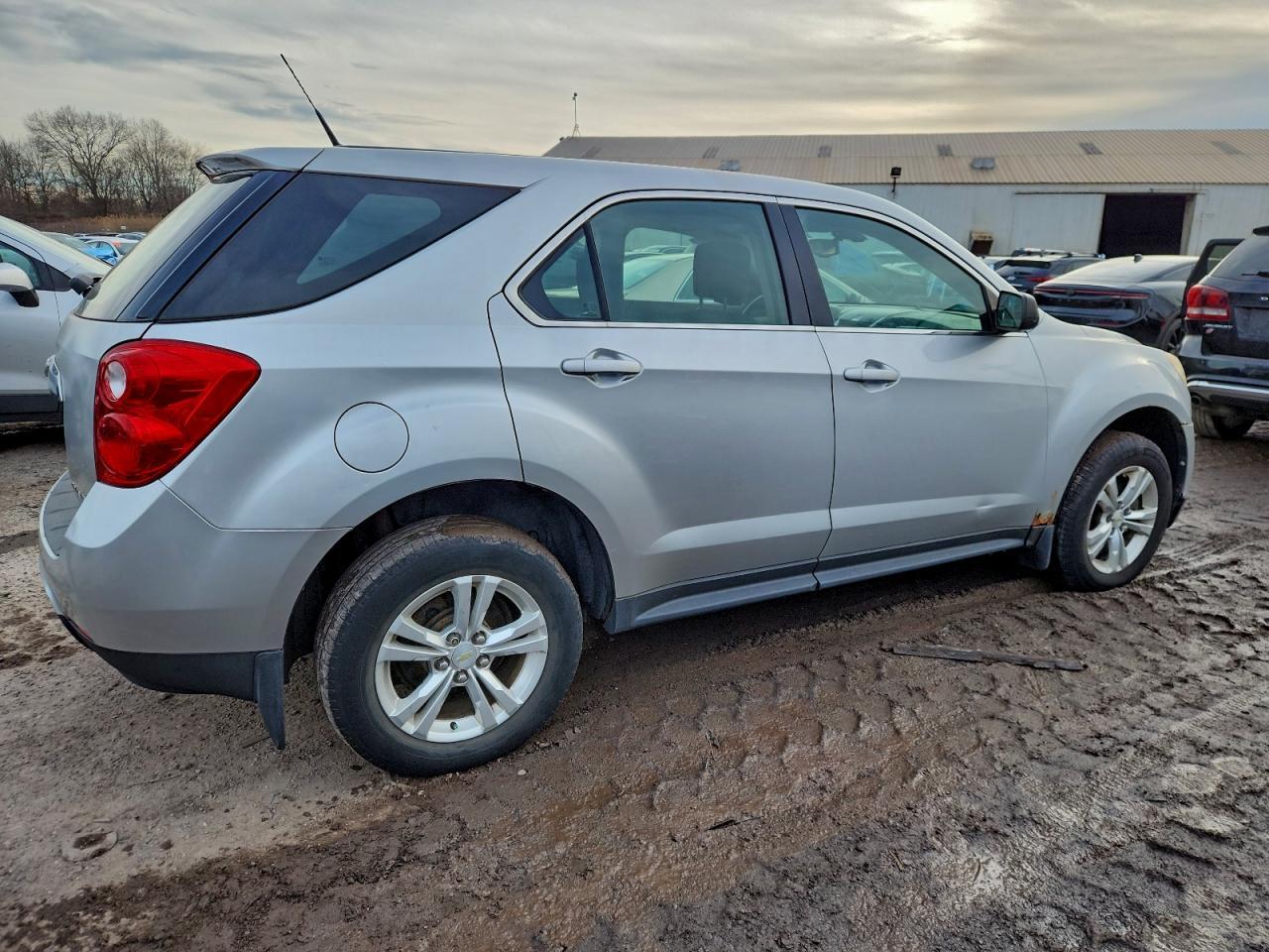 2011 Chevrolet Equinox Ls - Фото 3