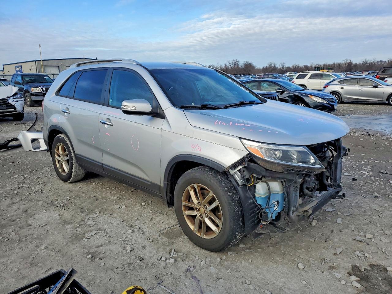 2014 Kia Sorento Lx - Image 4