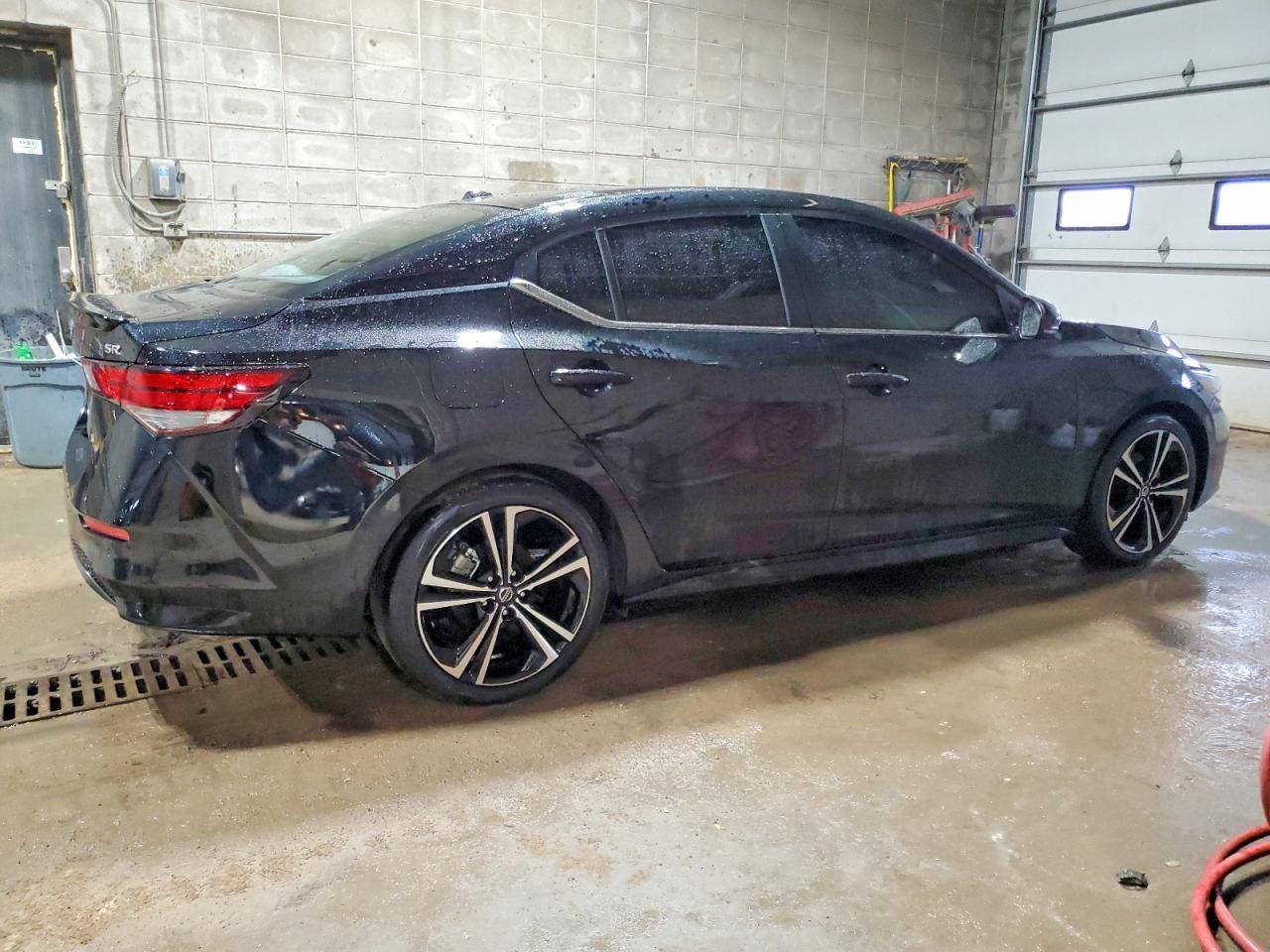 2022 Nissan Sentra Sr - Фото 3