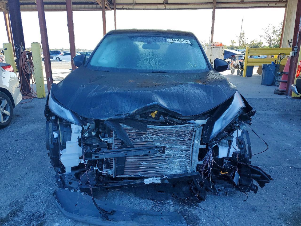 2023 Nissan Rogue S - Image 5