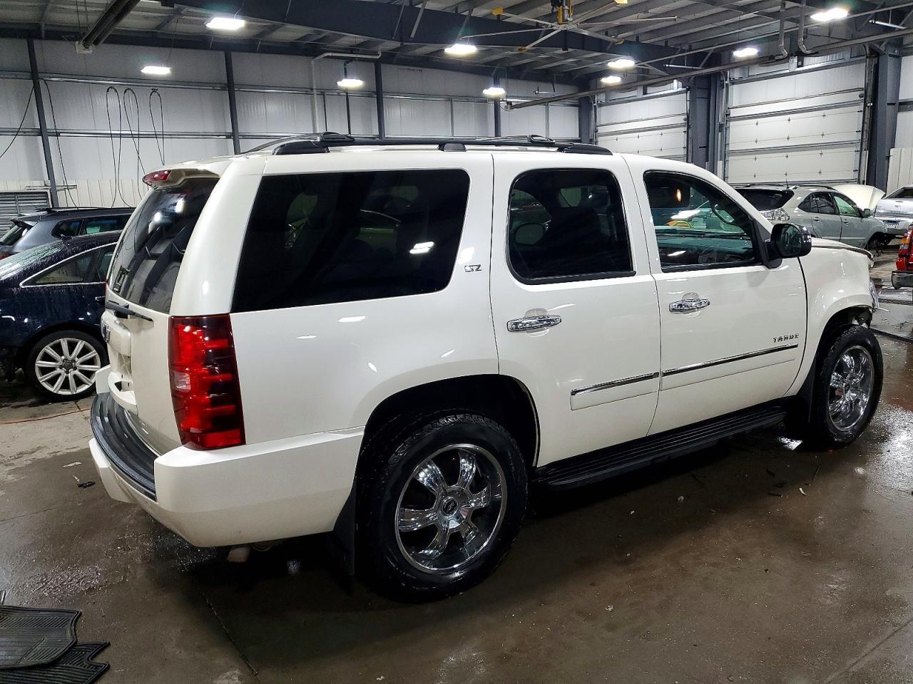 2013 Chevrolet Tahoe K1500 Ltz - Фото 3