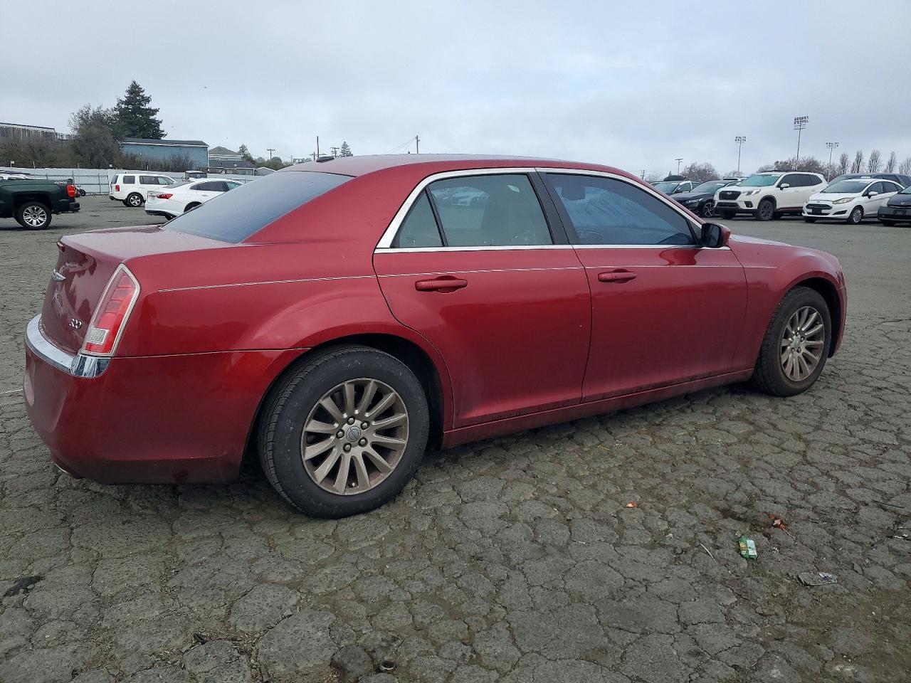 2013 Chrysler 300 - Фото 3