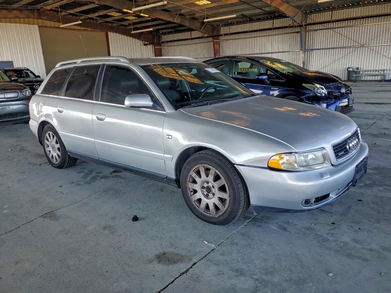 2001 Audi A4 2.8 Avant Quattro - Фото 4