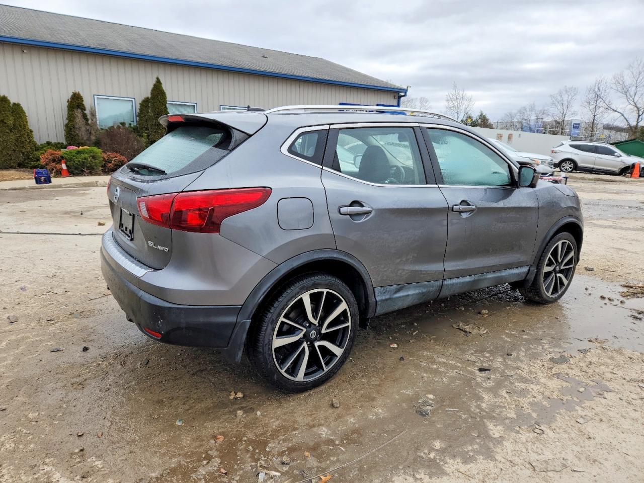 2019 Nissan Rogue Sport S - Фото 3