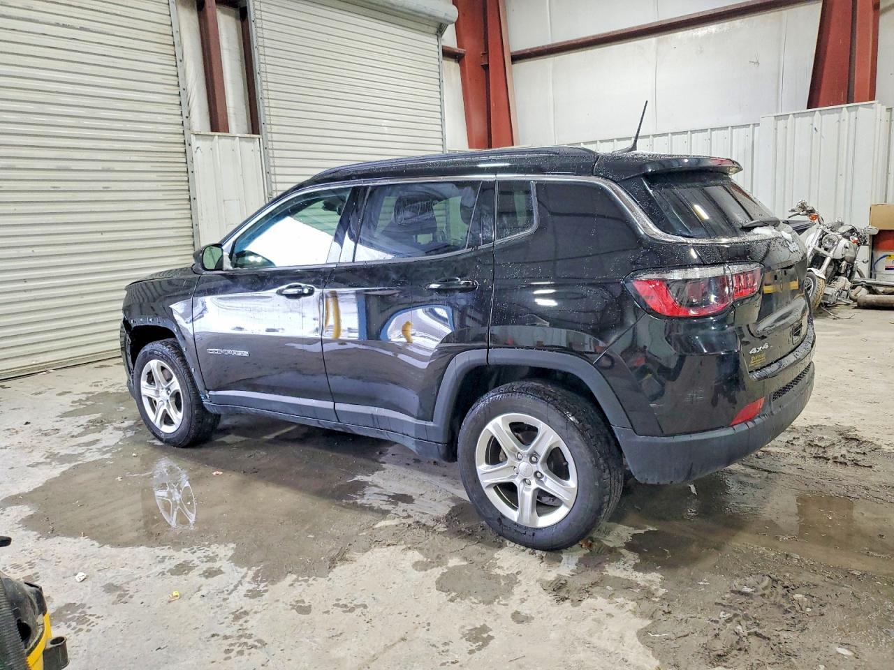 2024 Jeep Compass Latitude - Image 2