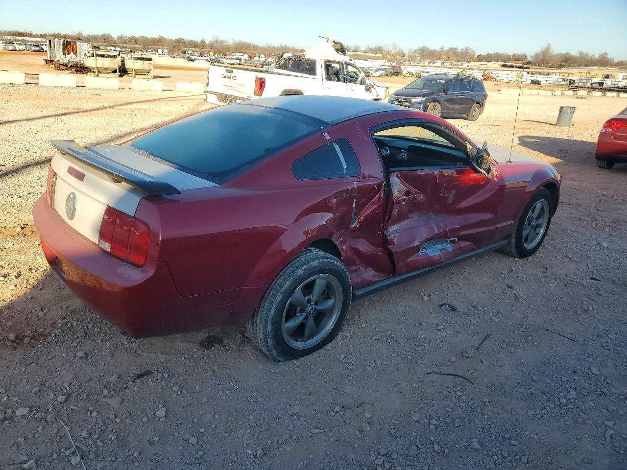 2008 Ford Mustang - Фото 3