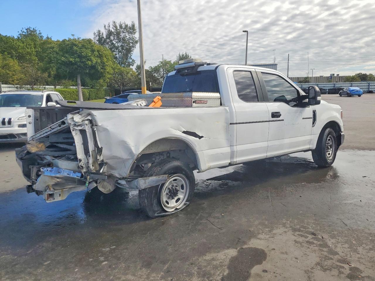 2020 Ford F250 Super Duty - Фото 3