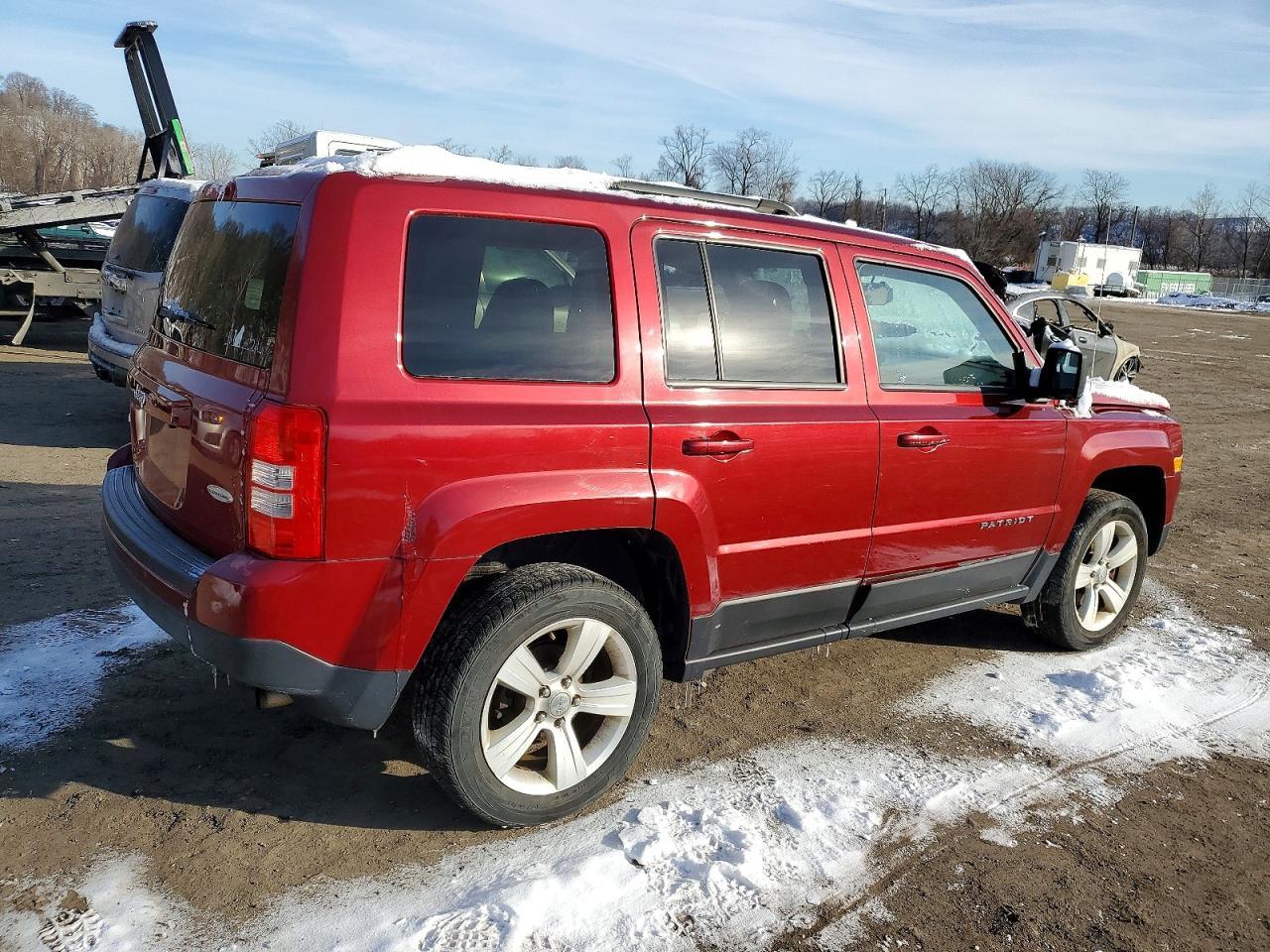 2015 Jeep Patriot Latitude - Фото 3