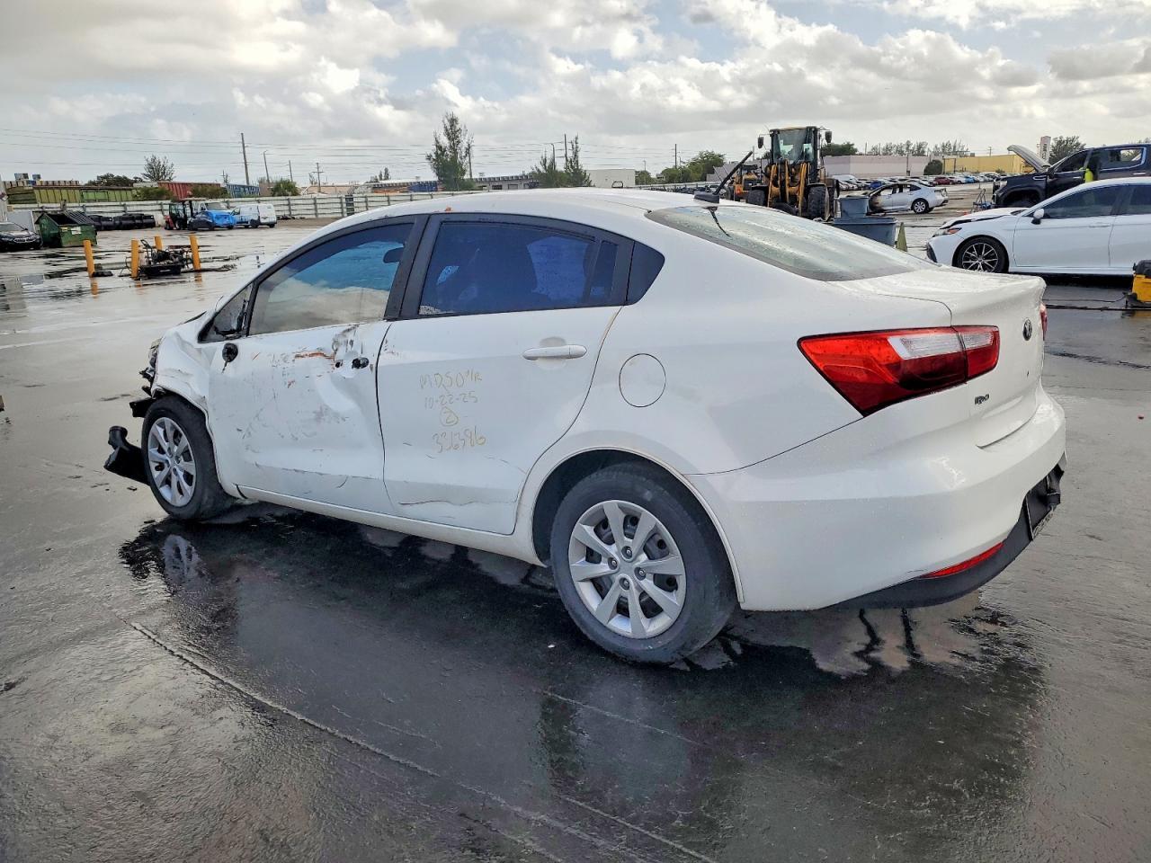 2017 Kia Rio Lx - Фото 2