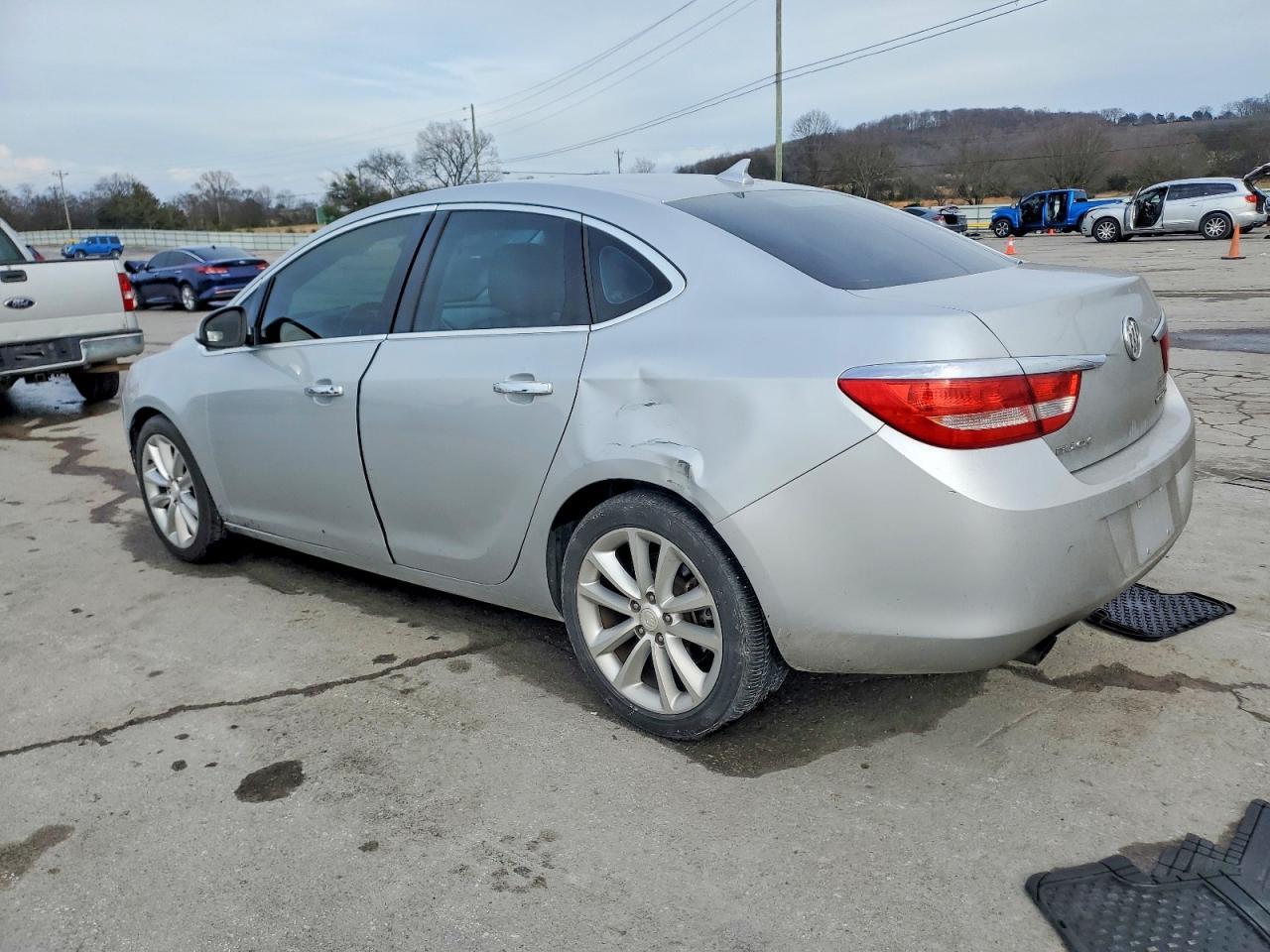 2013 Buick Verano - Фото 2