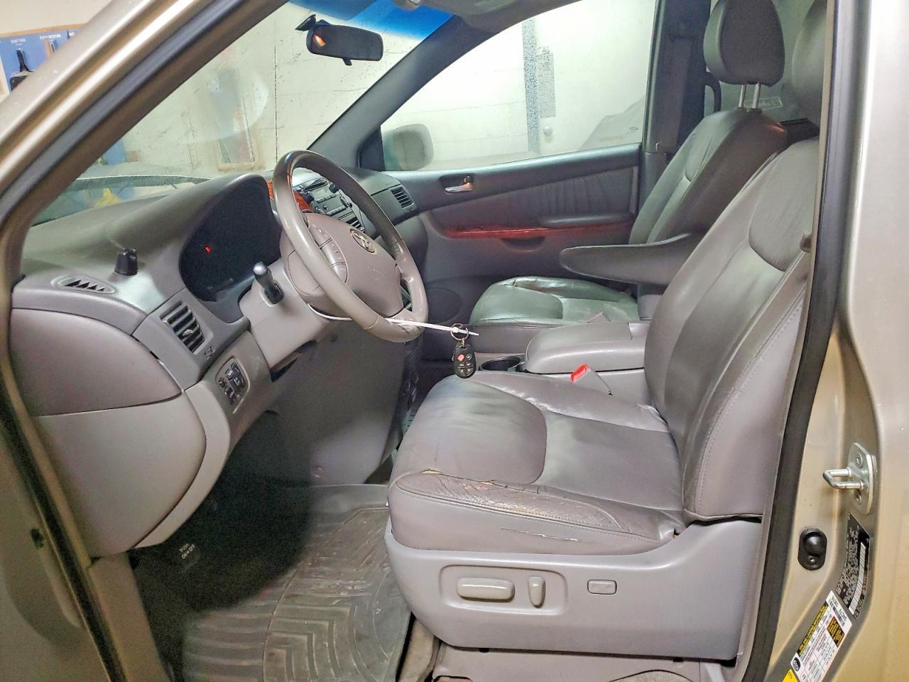 2009 Toyota Sienna Xle - Фото 7