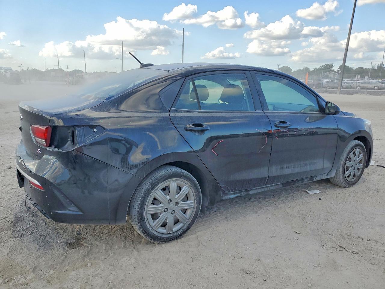 2021 Kia Rio Lx - Фото 3