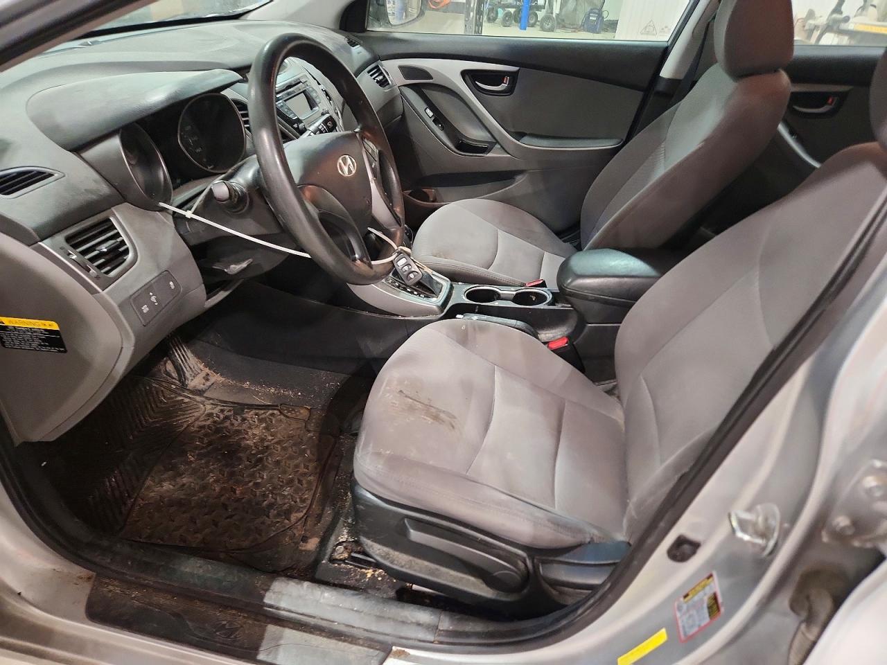 2014 Hyundai Elantra Se - Фото 7