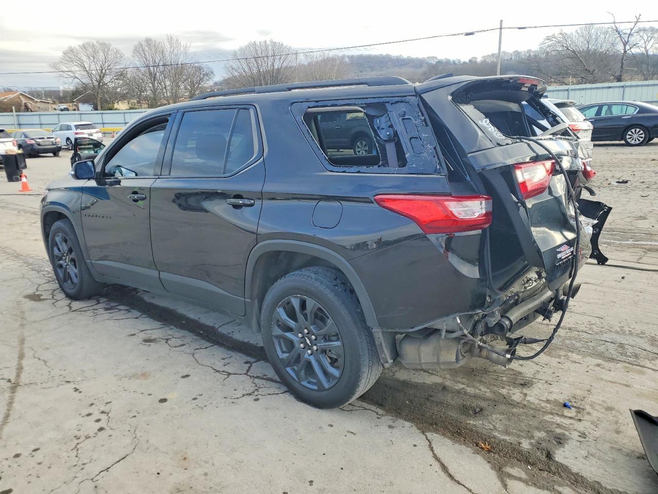 2021 Chevrolet Traverse Rs - Фото 2