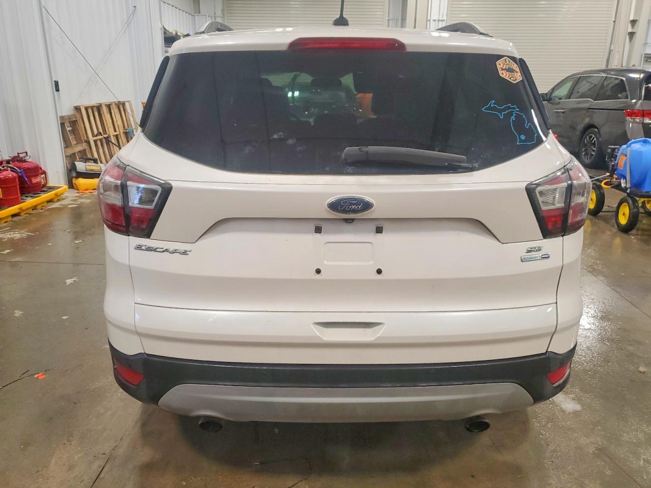 2017 Ford Escape Se - Фото 6