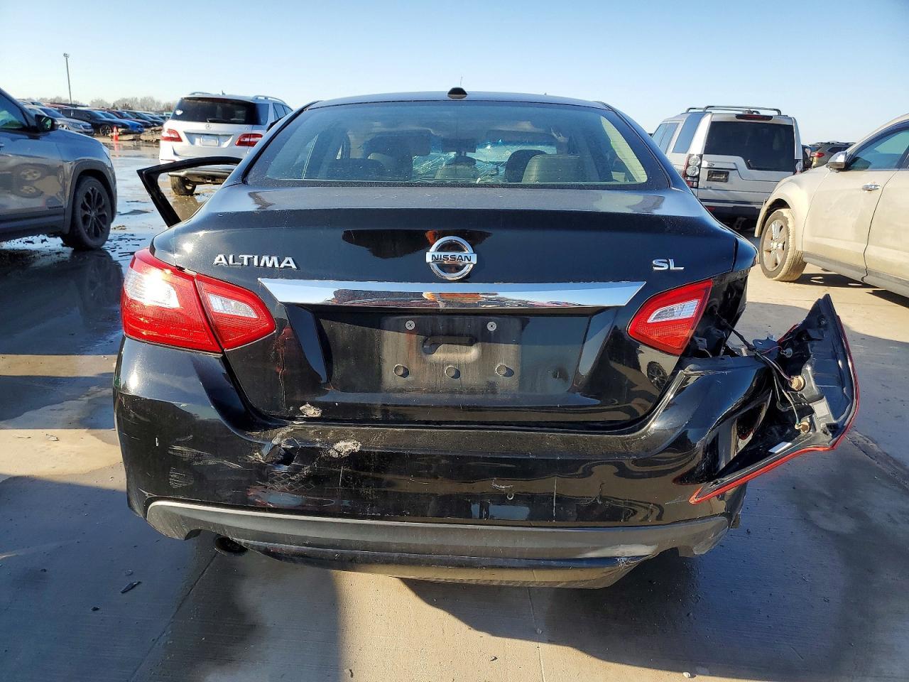 2017 Nissan Altima 2.5 - Фото 6