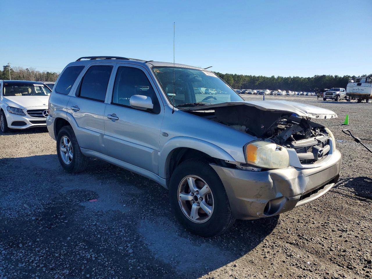 2005 Mazda Tribute S - Фото 4