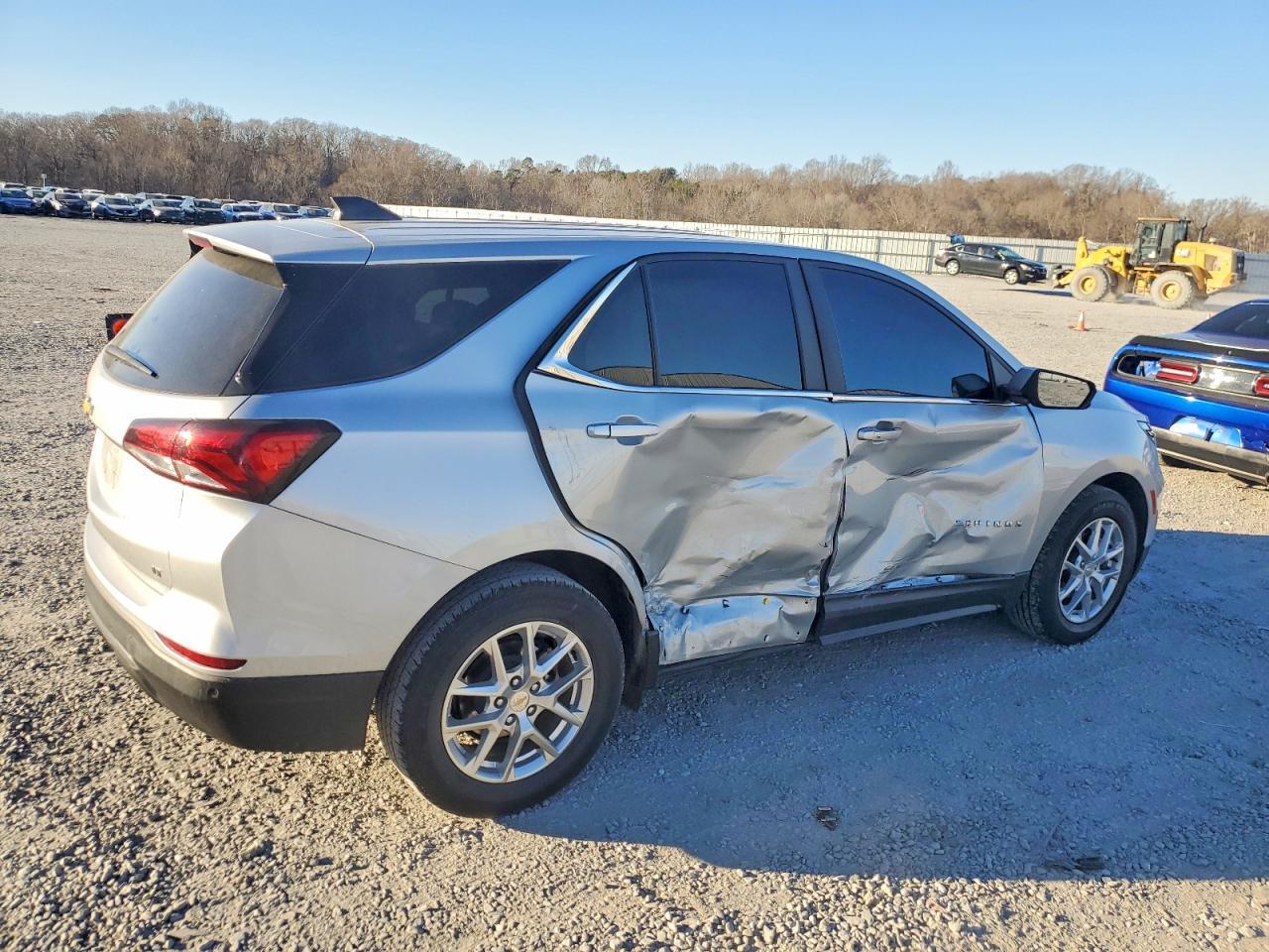 2022 Chevrolet Equinox Lt - Фото 3