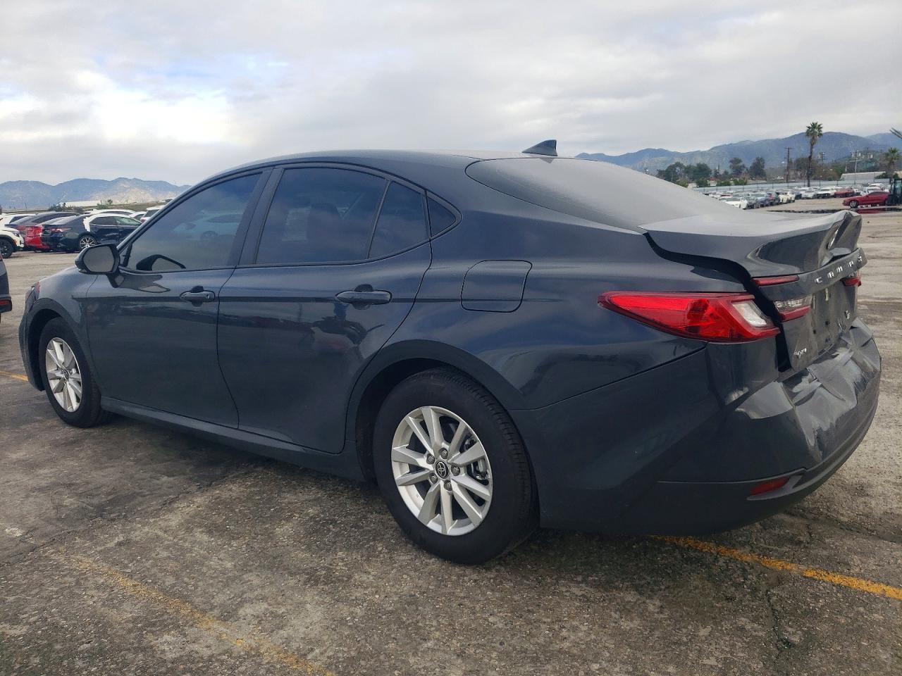 2025 Toyota Camry Xse - Фото 2