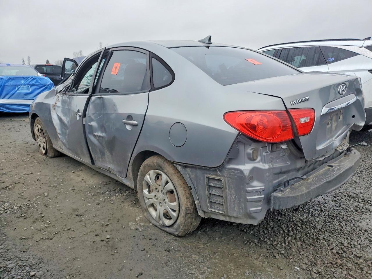 2010 Hyundai Elantra Blue - Image 2