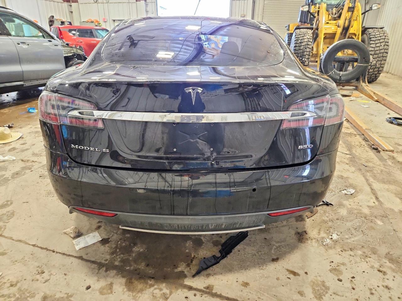 2016 Tesla Model S - Image 6