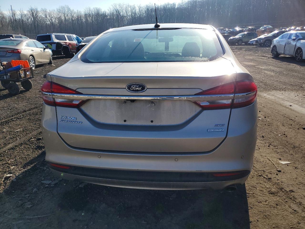 2017 Ford Fusion Se - Фото 6