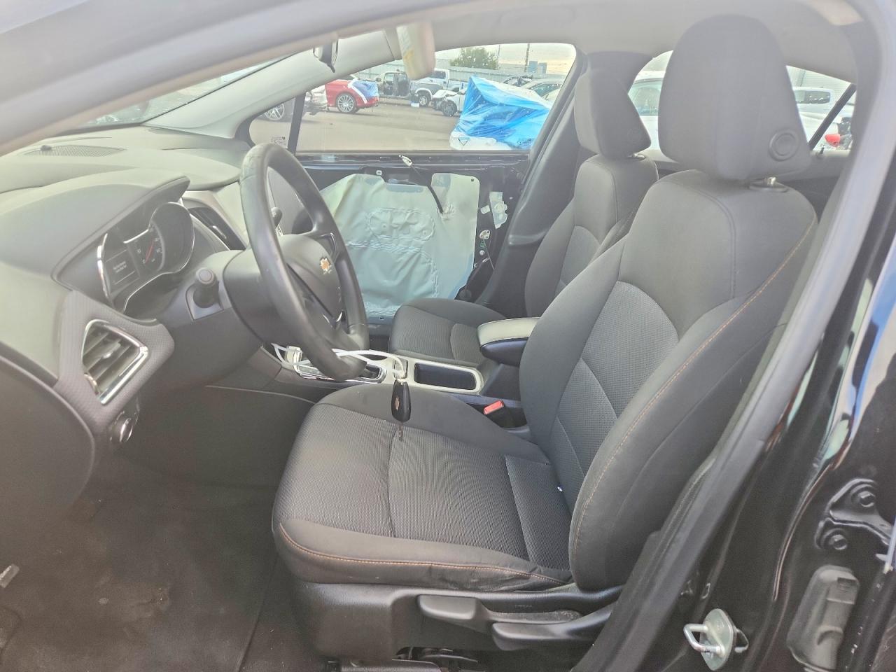 2018 Chevrolet Cruze Ls - Image 7