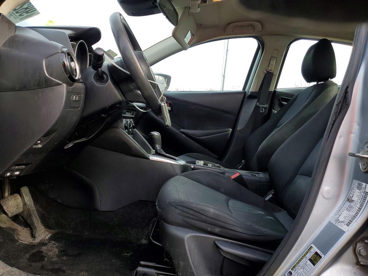 2019 Toyota Yaris - Фото 7
