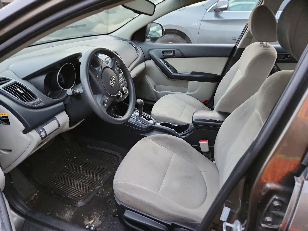2010 Kia Forte Ex - Image 7