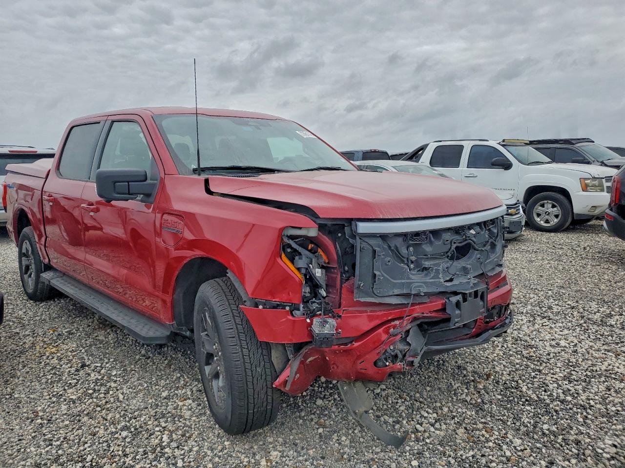 2022 Ford F150 Lightning Pro - Image 4