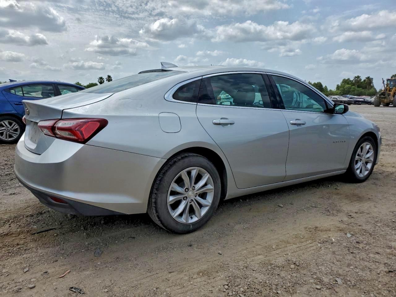 2020 Chevrolet Malibu Lt - Image 4