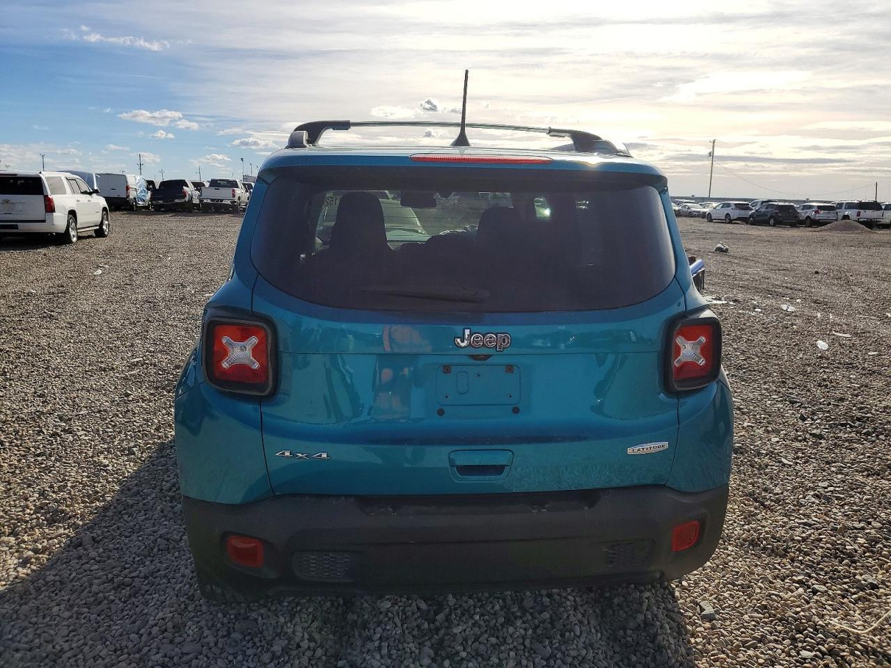 2022 Jeep Renegade Latitude - Фото 6