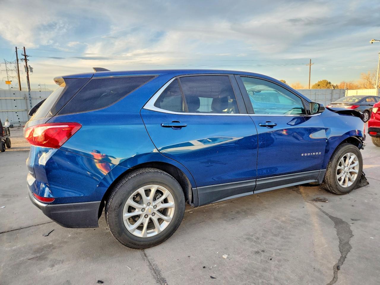 2021 Chev Equinox Lt - Фото 3