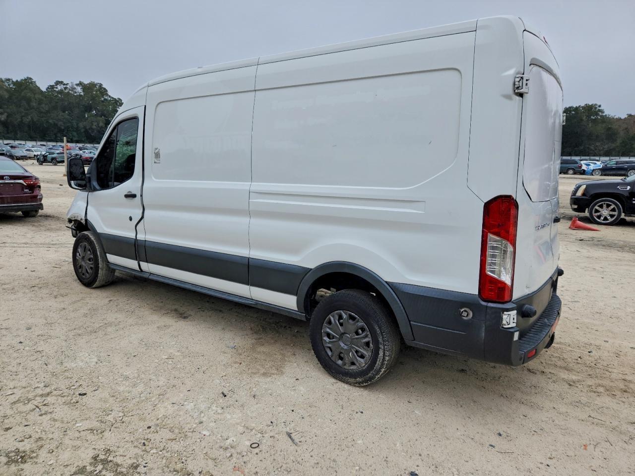 2016 Ford Transit 250 - Фото 2