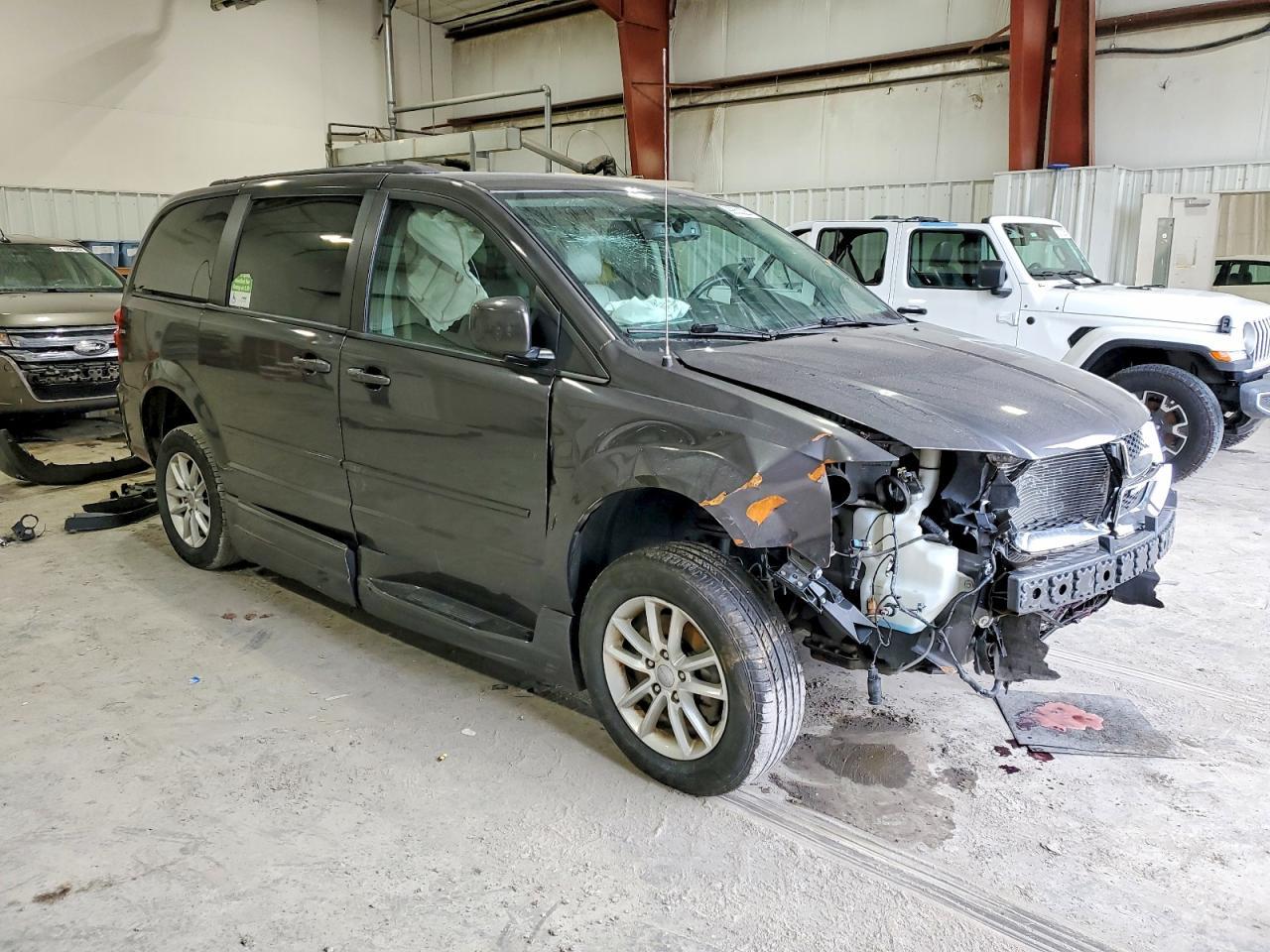 2015 Dodge Grand Caravan Sxt - Фото 4