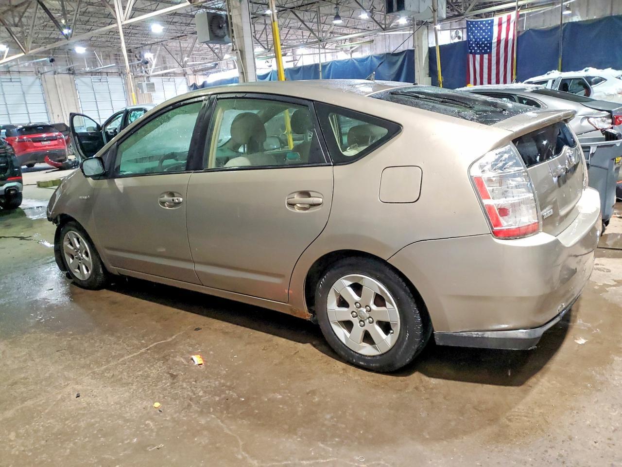 2006 Toyota Prius - Image 2