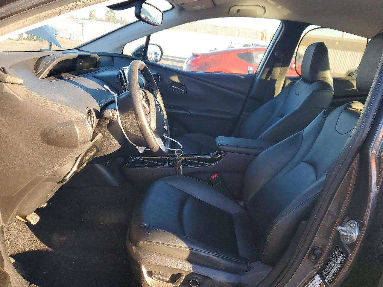 2017 Toyota Prius Prime - Фото 7
