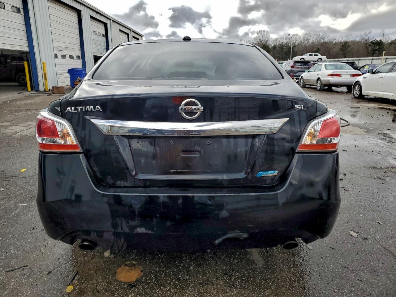 2015 Nissan Altima 2.5 - Image 6