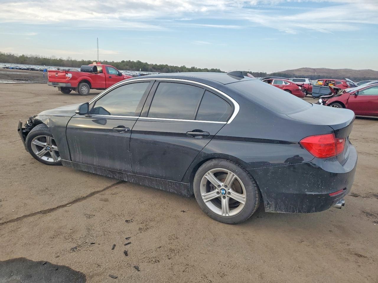 2015 BMW 328 I - Фото 2