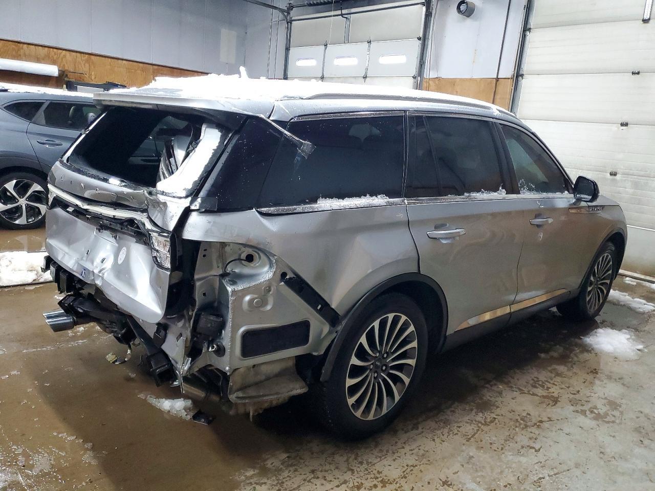 2020 Lincoln Aviator Reserve - Фото 3