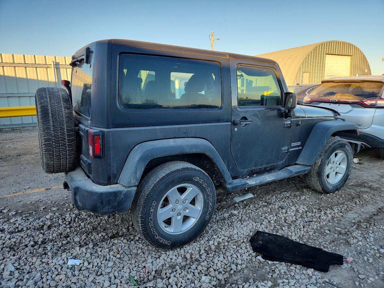 2017 Jeep Wrangler Sport - Фото 3