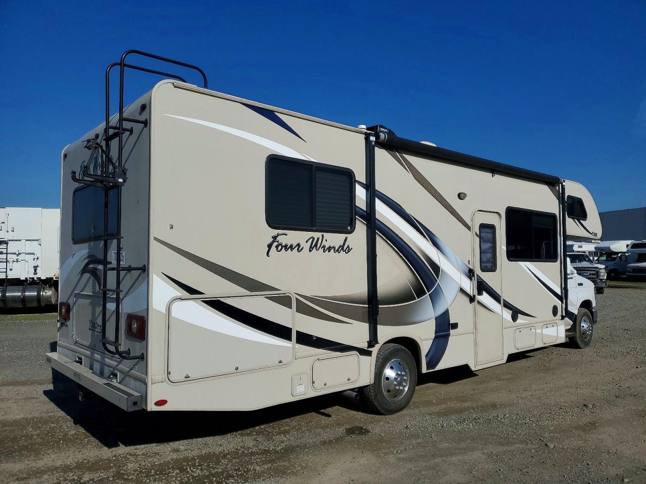 2018 Ford E450 Recreational Vehicle - Image 4