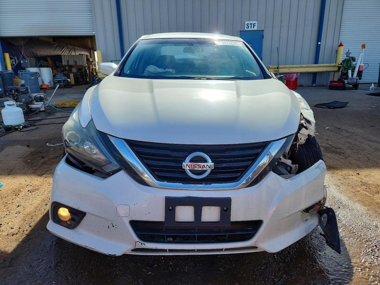 2018 Nissan Altima 2.5 Sr - Image 5