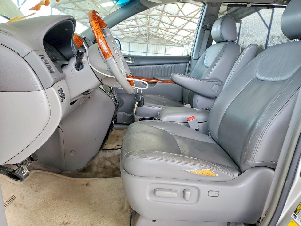 2006 Toyota Sienna Xle - Фото 7