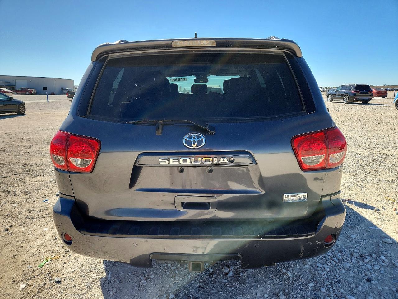 2016 Toyota Sequoia Sr5 - Фото 6