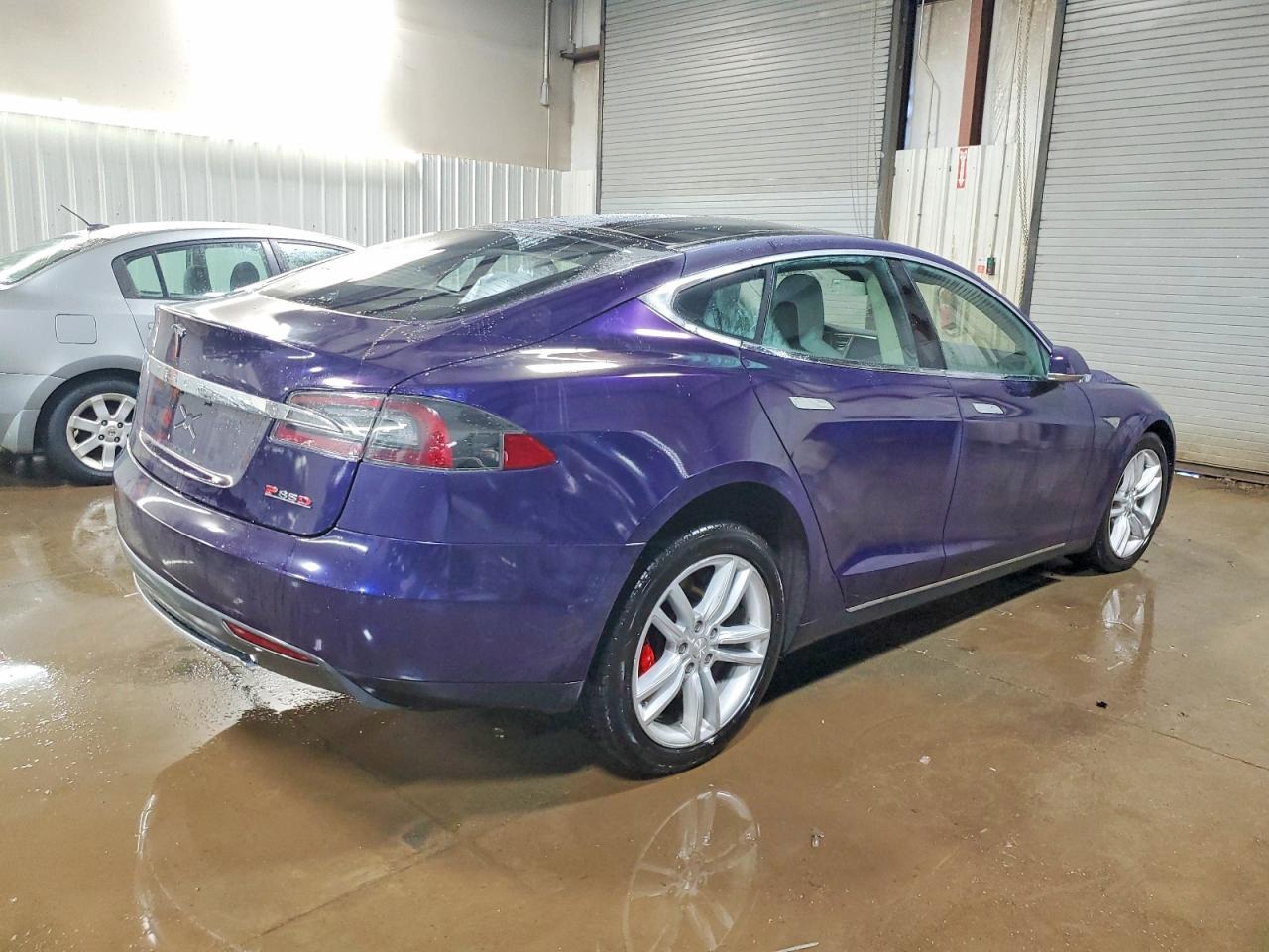 2015 Tesla Model S P85D - Фото 3