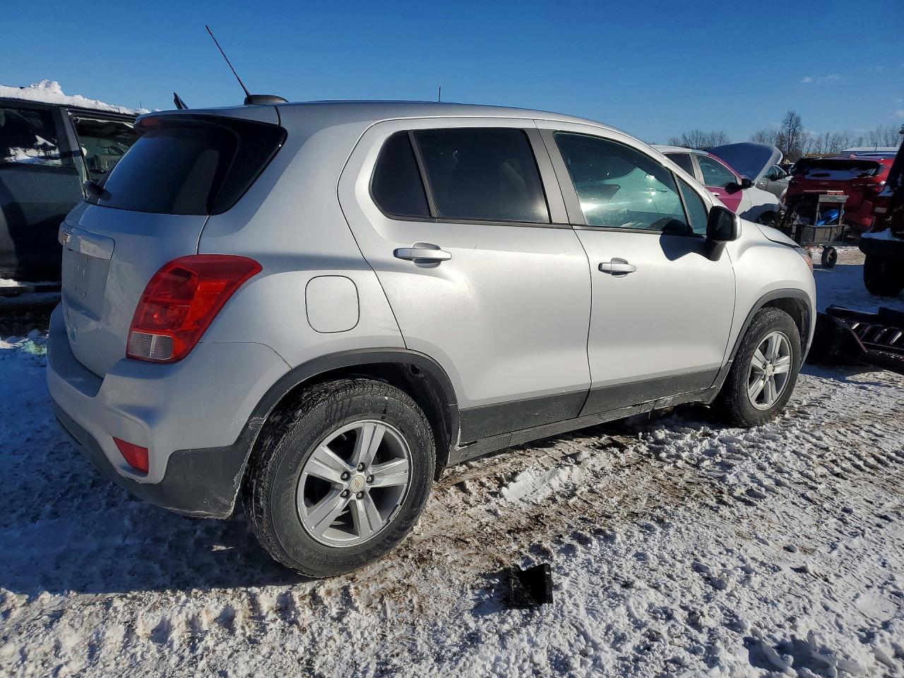 2020 Chevrolet Trax Ls - Фото 3