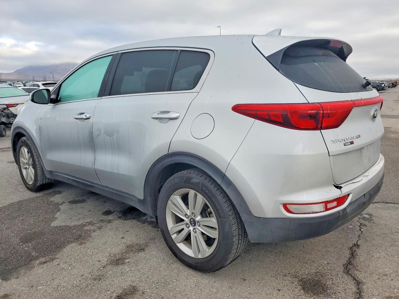 2017 Kia Sportage Lx - Image 2