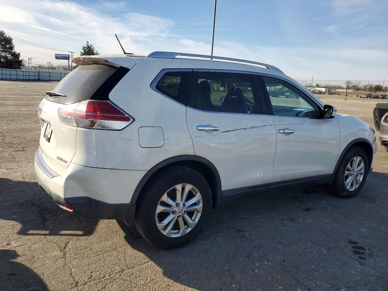 2016 Nissan Rogue S - Image 3
