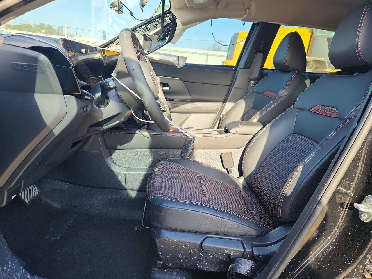 2025 Nissan Kicks Sr - Фото 7